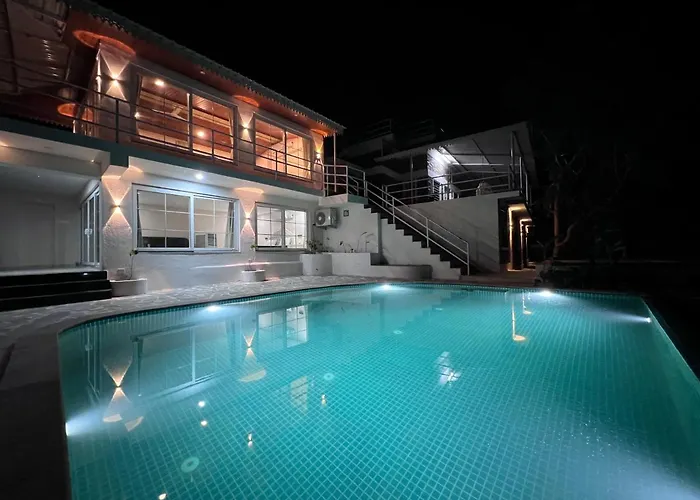 The Riverside Estate - 3Bedroom Private Pool Villa In Udaipur